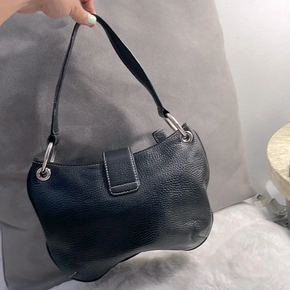 Mcm leather bag in great condition no call outs. - Picture 2 of 9